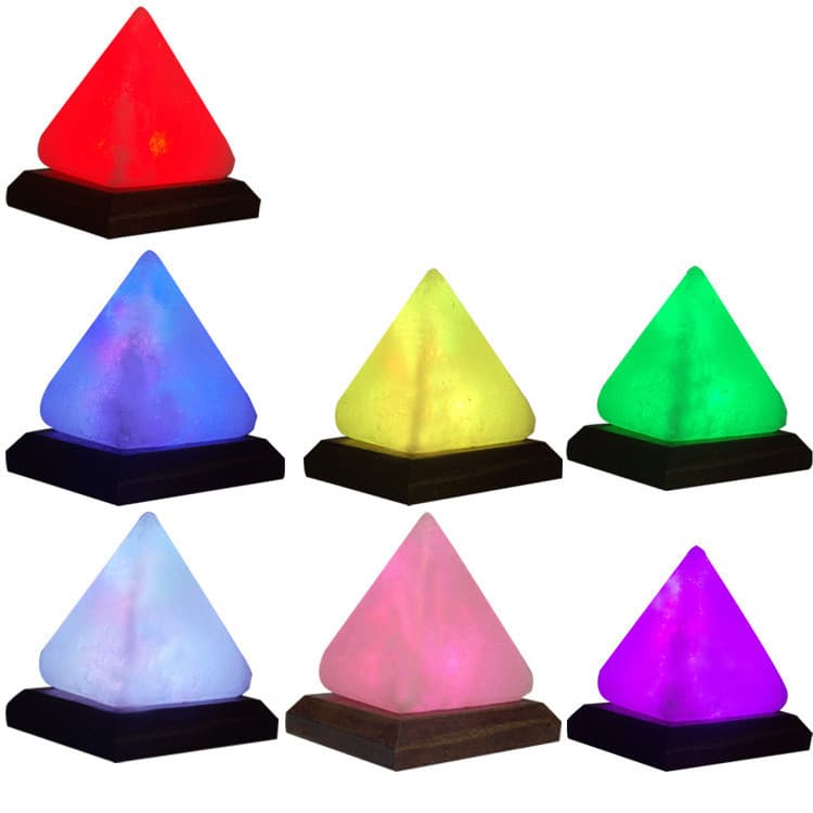 Lampe Pyramide en Sel de l'Himalaya (USB, base en bois) — Maison (photo 1 sur 2)