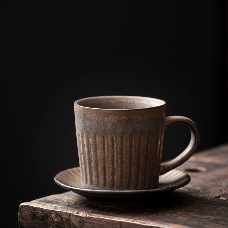 Tasse et Soucoupe en Céramique Rustique Cannelée (200 ml)
