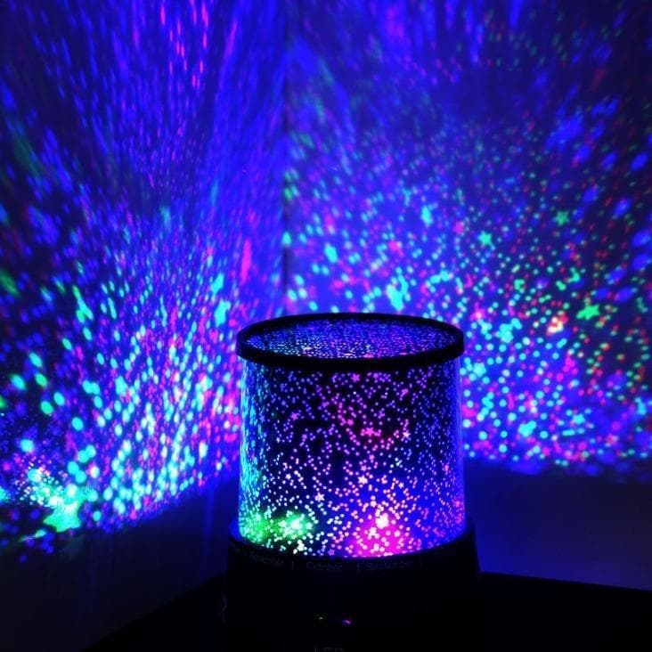 Projecteur d'Étoiles LED à Piles (couleurs aléatoires) — Maison (photo 1 sur 2)